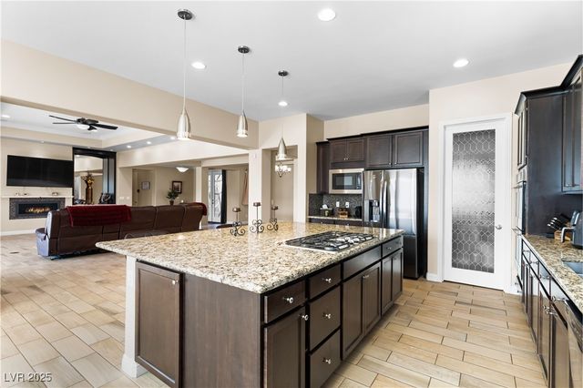 6589 Lyon Estates Avenue, Las Vegas, NV 89131