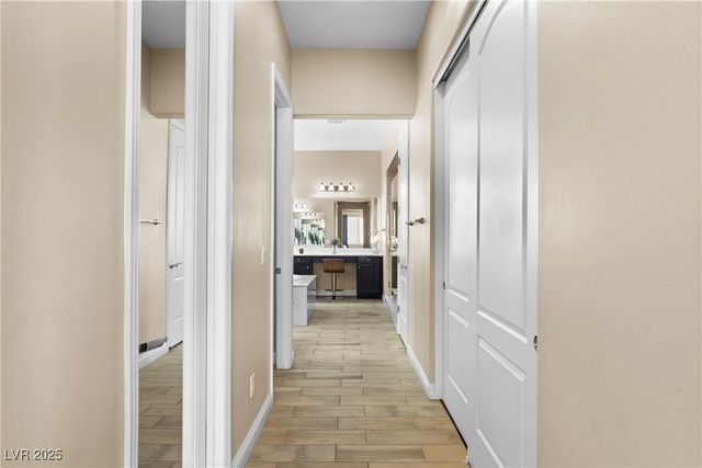 6589 Lyon Estates Avenue, Las Vegas, NV 89131