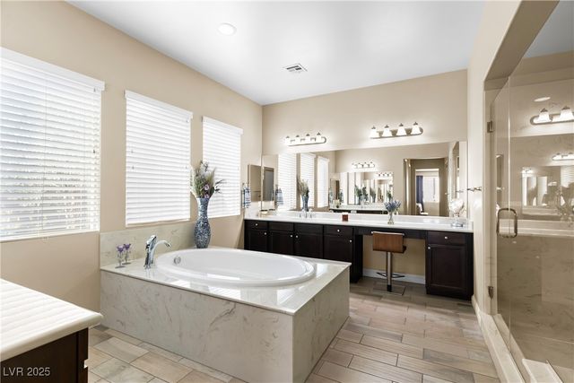 6589 Lyon Estates Avenue, Las Vegas, NV 89131