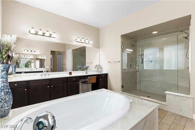 6589 Lyon Estates Avenue, Las Vegas, NV 89131