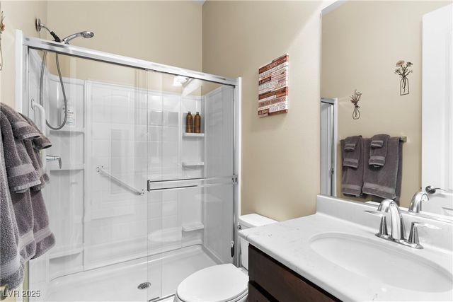 6589 Lyon Estates Avenue, Las Vegas, NV 89131