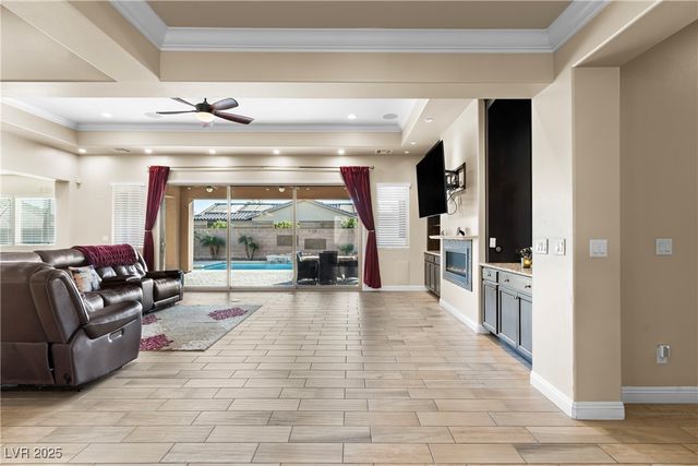 6589 Lyon Estates Avenue, Las Vegas, NV 89131