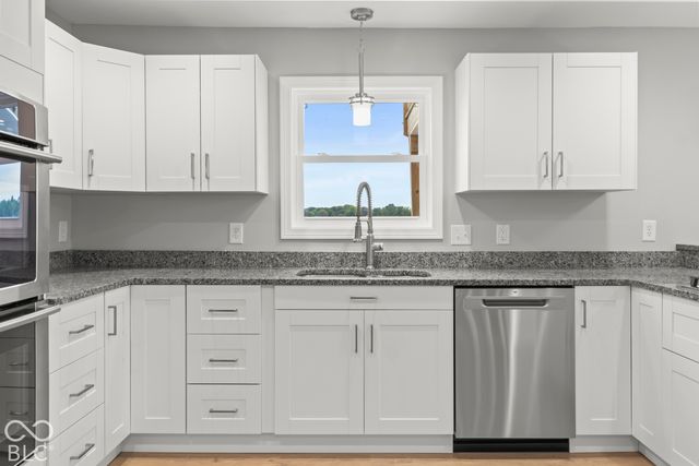 1220 Shoreline Drive, Cicero, IN 46034
