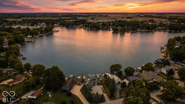 1220 Shoreline Drive, Cicero, IN 46034