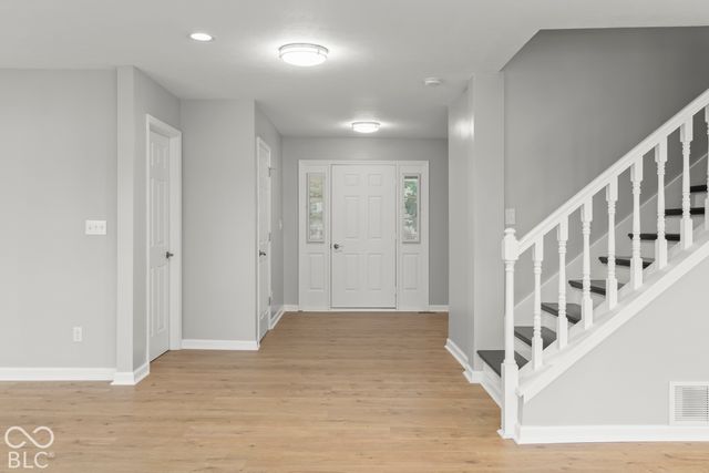 1220 Shoreline Drive, Cicero, IN 46034