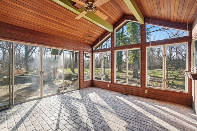 2438 Signal Hill Road 2438 Signal Hill Road, Springfield, OH 45504