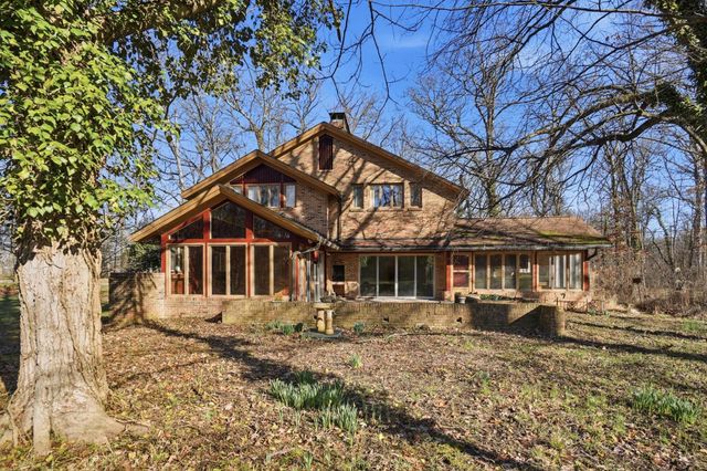 2438 Signal Hill Road 2438 Signal Hill Road, Springfield, OH 45504