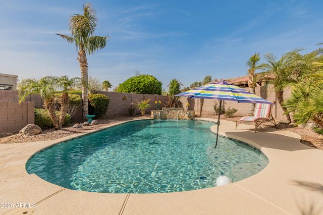 17470 W GELDING Drive, Surprise, AZ 85388