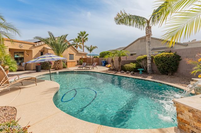 17470 W GELDING Drive, Surprise, AZ 85388
