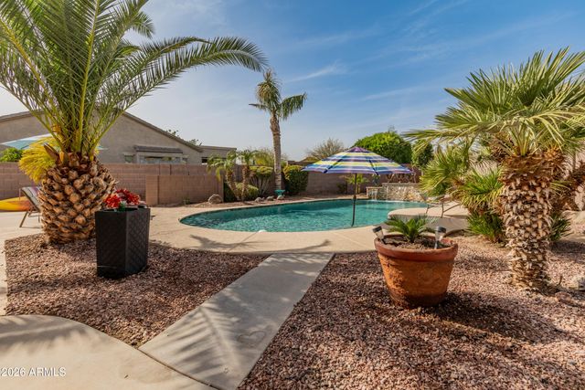 17470 W GELDING Drive, Surprise, AZ 85388