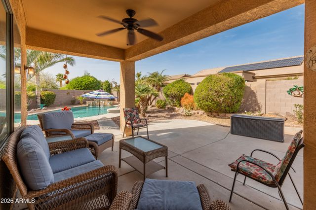 17470 W GELDING Drive, Surprise, AZ 85388