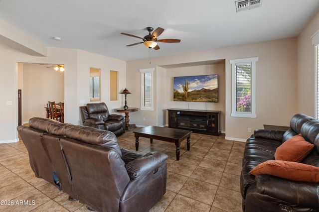 17470 W GELDING Drive, Surprise, AZ 85388
