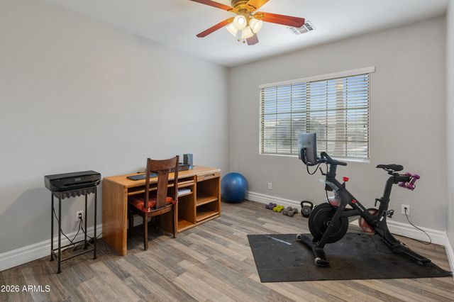 17470 W GELDING Drive, Surprise, AZ 85388