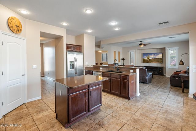 17470 W GELDING Drive, Surprise, AZ 85388