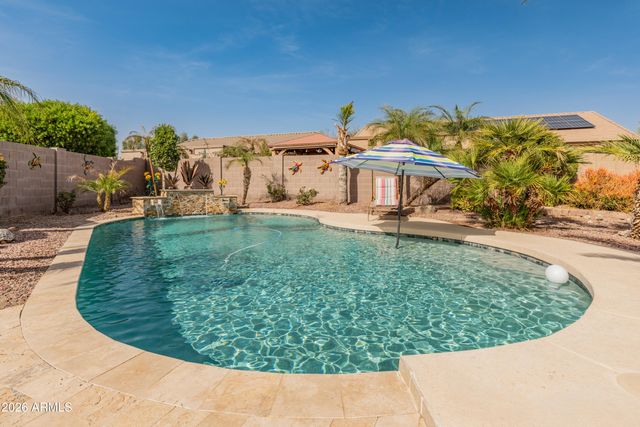 17470 W GELDING Drive, Surprise, AZ 85388