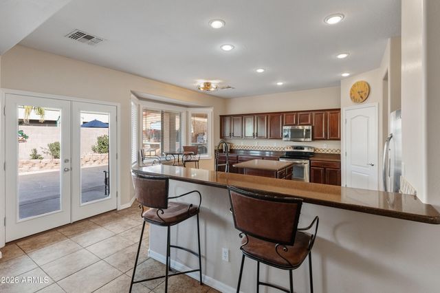 17470 W GELDING Drive, Surprise, AZ 85388