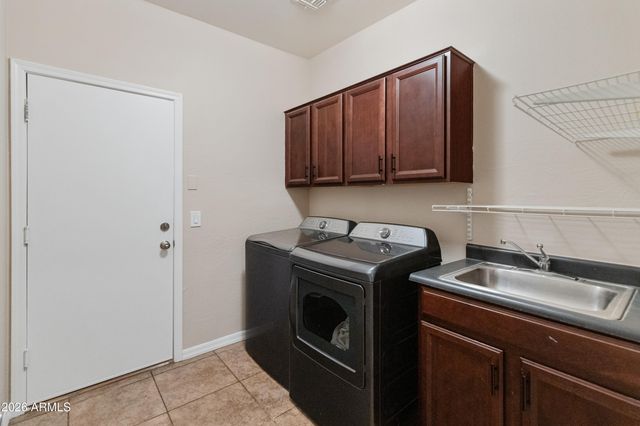 17470 W GELDING Drive, Surprise, AZ 85388