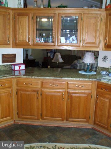 14 WOODBINE CT W, Harleysville, PA 19438