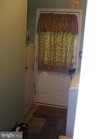 14 WOODBINE CT W, Harleysville, PA 19438