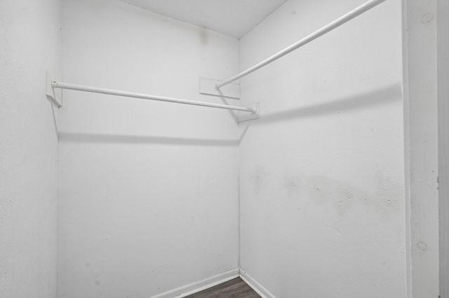 306 S Holmes Street, La Porte, TX 77571