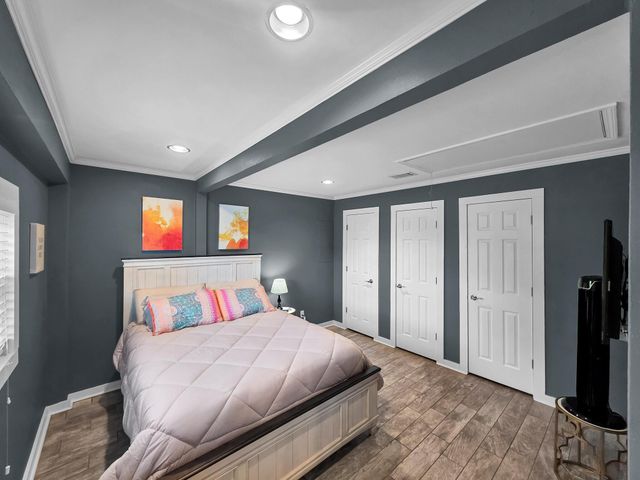 2946 Laguna Drive, Crystal Beach, TX 77650