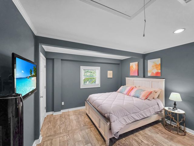 2946 Laguna Drive, Crystal Beach, TX 77650