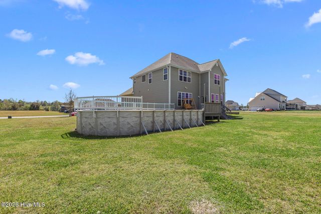 123 Farmington Drive, Richlands, NC 28574