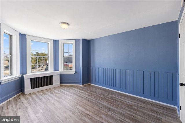 231 S BROADWAY, Gloucester City, NJ 08030
