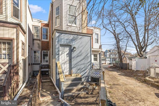 231 S BROADWAY, Gloucester City, NJ 08030