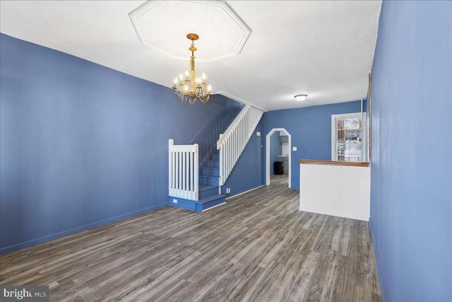 231 S BROADWAY, Gloucester City, NJ 08030