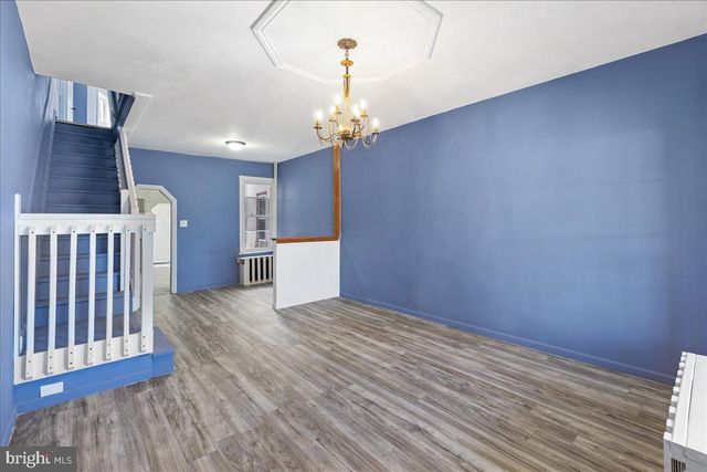 231 S BROADWAY, Gloucester City, NJ 08030