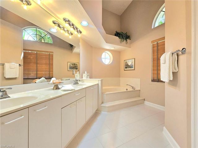 12031 Sabal Dunes LN, Fort Myers, FL 33913