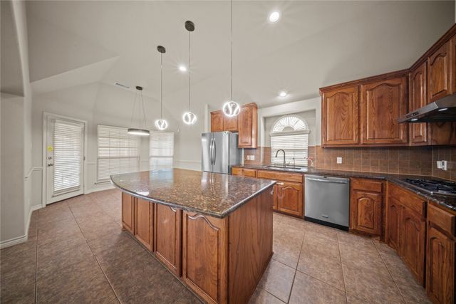4505 Gannet Lane, Garland, TX 75043