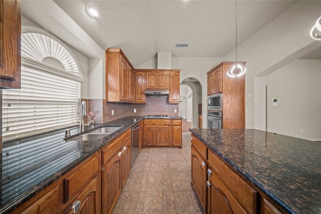 4505 Gannet Lane, Garland, TX 75043