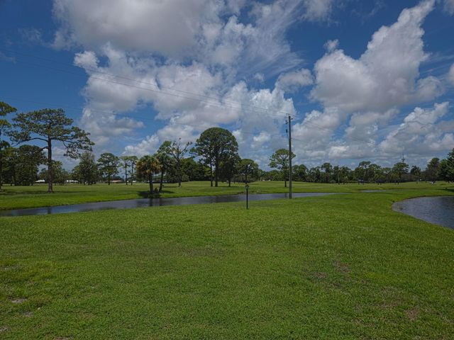 1225 NW 21st Street 17-1708, Stuart, FL 34994