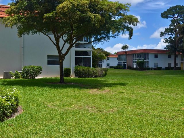 1225 NW 21st Street 17-1708, Stuart, FL 34994