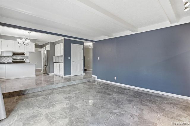 16213 Haverhill Drive, Macomb, MI 48044