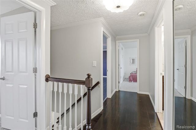 16213 Haverhill Drive, Macomb, MI 48044