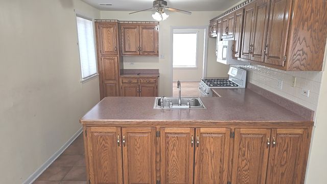 332 Oswego Street, Park Forest, IL 60466