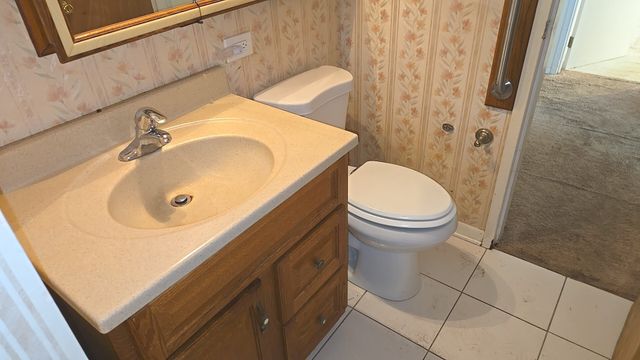 332 Oswego Street, Park Forest, IL 60466