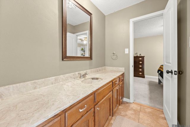 14223 Haverhill Ave, Pride, LA 70770