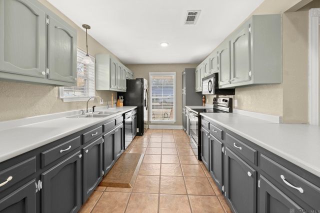 14223 Haverhill Ave, Pride, LA 70770