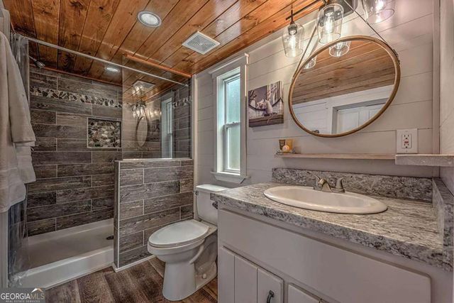 476, 478 Lapidary Lane, Young Harris, GA 30582