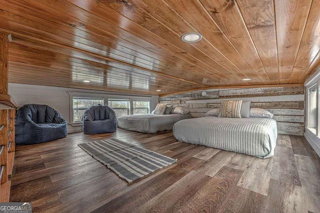 476, 478 Lapidary Lane, Young Harris, GA 30582