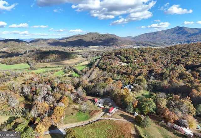 476, 478 Lapidary Lane, Young Harris, GA 30582