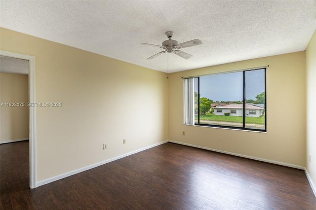 9455 N Belfort Circle 211, Tamarac, FL 33321