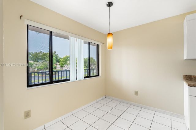9455 N Belfort Circle 211, Tamarac, FL 33321