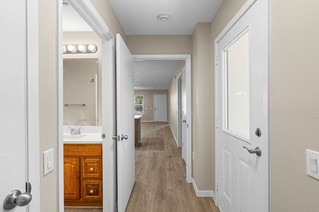 7307 Thannas WAY, Austin, TX 78744