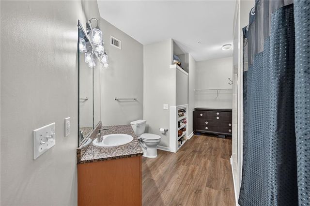 5300 Peachtree Road 1211, Atlanta, GA 30341