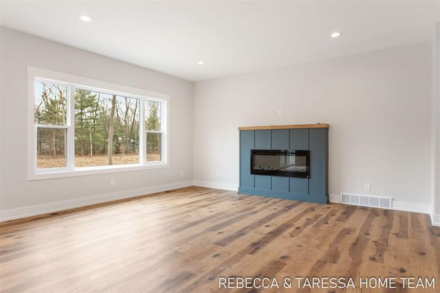 6007 Savannah Way 34, Muskegon, MI 49442